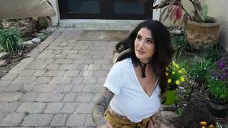 [RealityKings] Arabelle Raphael (Hunting The Horny Gardener / 12122022)