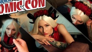 Comic con sex with cosplayer girl