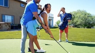 [Brazzers] Luna Star - PGAnal The Housewife Tour