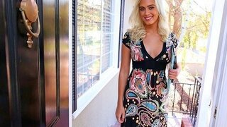 The realtor is even ready to fuck to sell the house