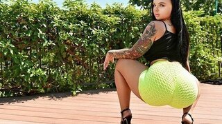 A brunette with a big ass and breasts sucks like a vacuum cleaner and fucks with a cumshot